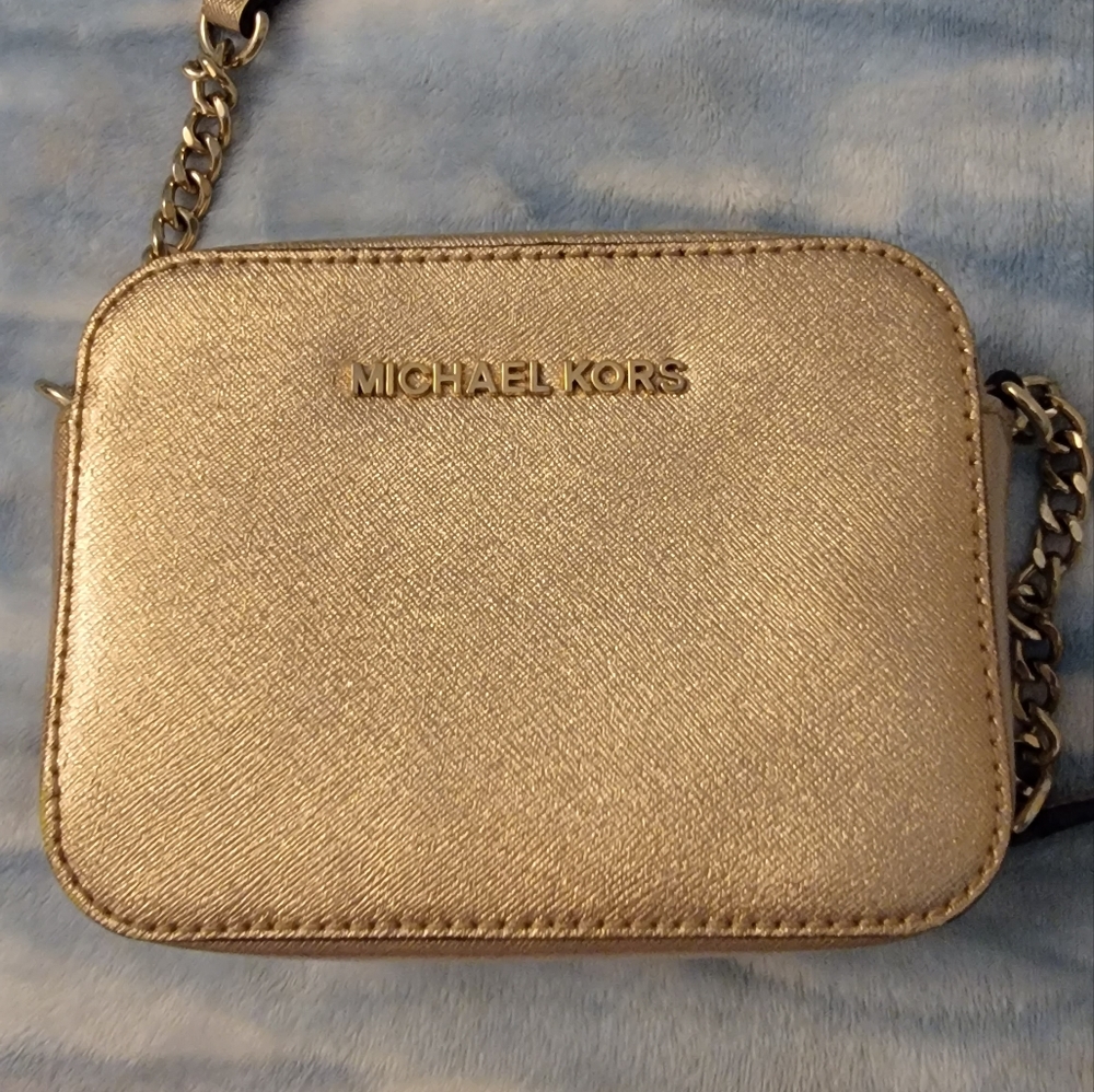 Micheal Kors jet set mini Gold